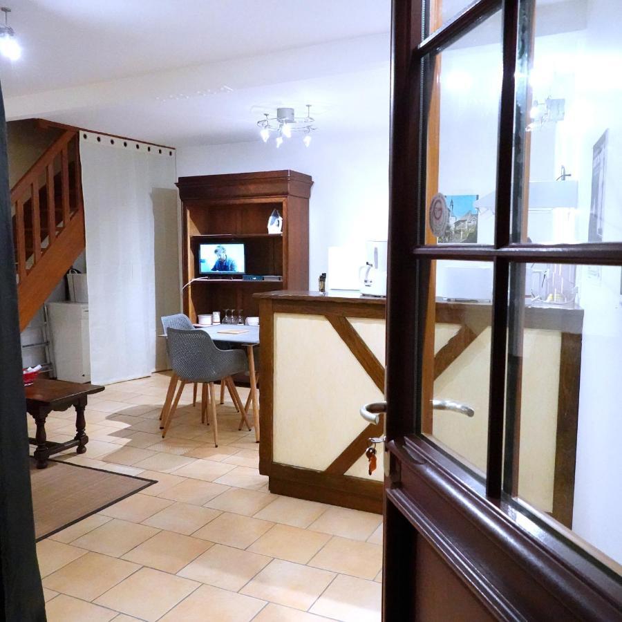 Appart' De La Collegiale Bourbon-Lancy Zewnętrze zdjęcie